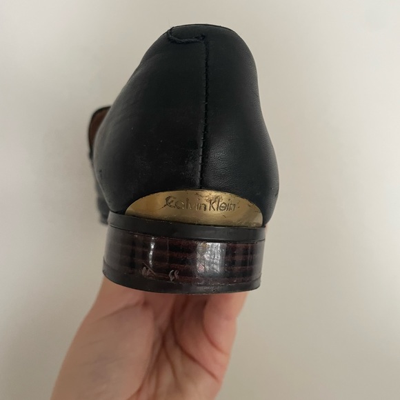 Calvin Klein Loafers with Gold Chain, size 37 - Picture 7 of 10